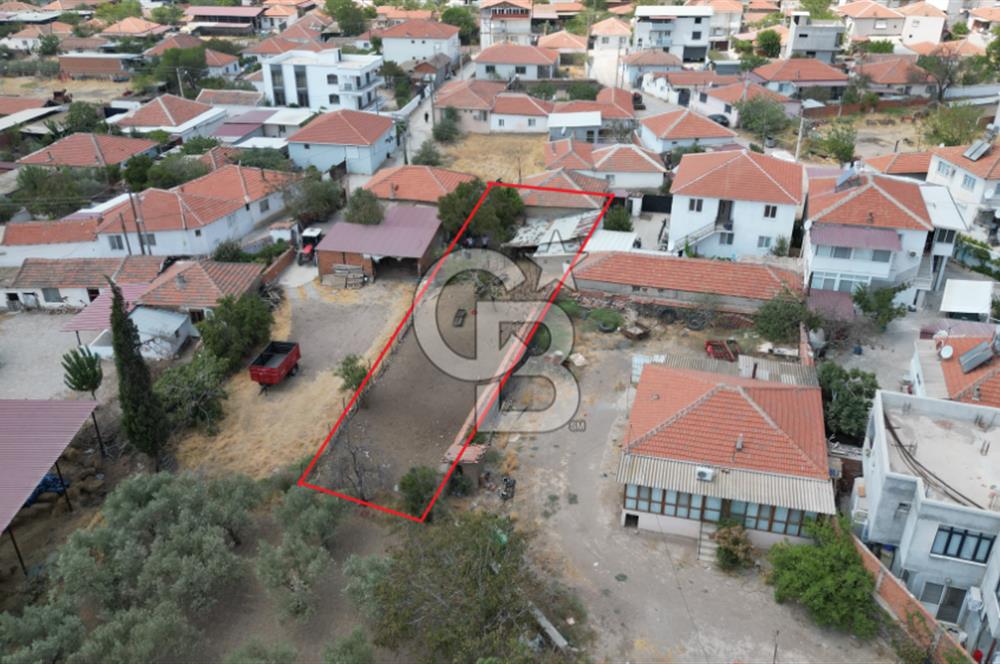 MENEMEN TÜRKELLİ KÖYİÇİ MERKEZDE BÜYÜK PARSEL 627 M2 ARSA