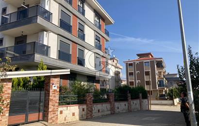 C.B SMYRNA DAN SEFERİHİSAR DA KİRALIK EŞYALI HAVUZLU  SİTE İÇİ DAİRE.