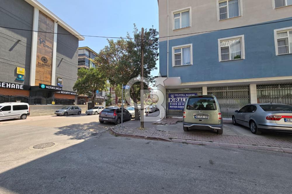 COLDWELL BANKER'DAN HARİKA KONUMLU KİRALIK KÖŞE DÜKKAN