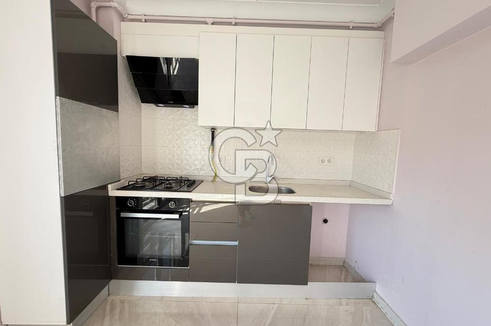 MODA CAFERAĞA'DA YENİ BİNADA DENİZ MANZARALI TERASLI SATILIK 2+1