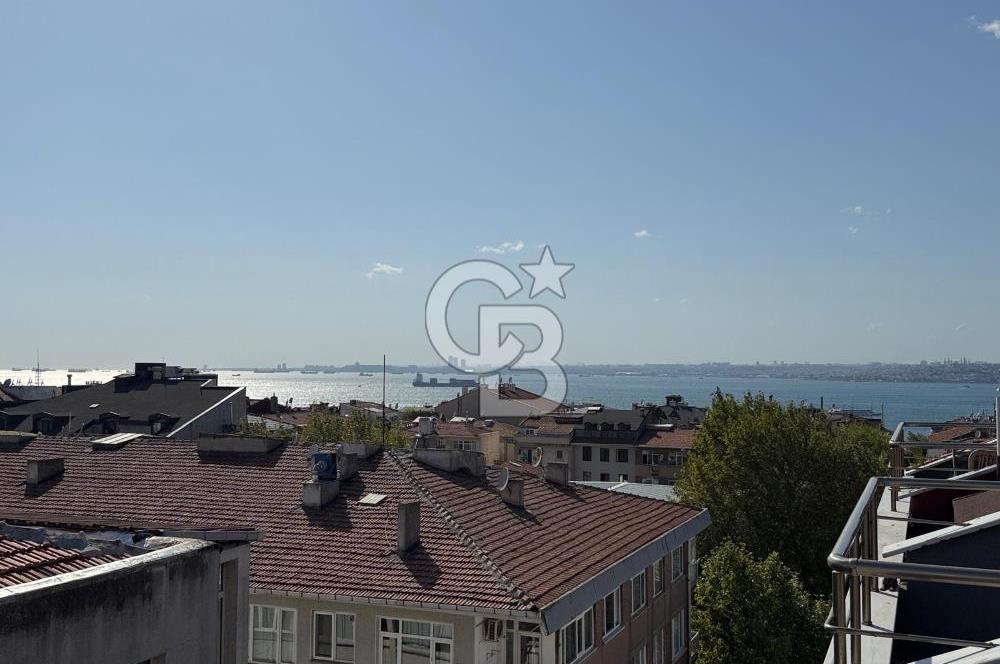 MODA CAFERAĞA'DA YENİ BİNADA DENİZ MANZARALI TERASLI SATILIK 2+1