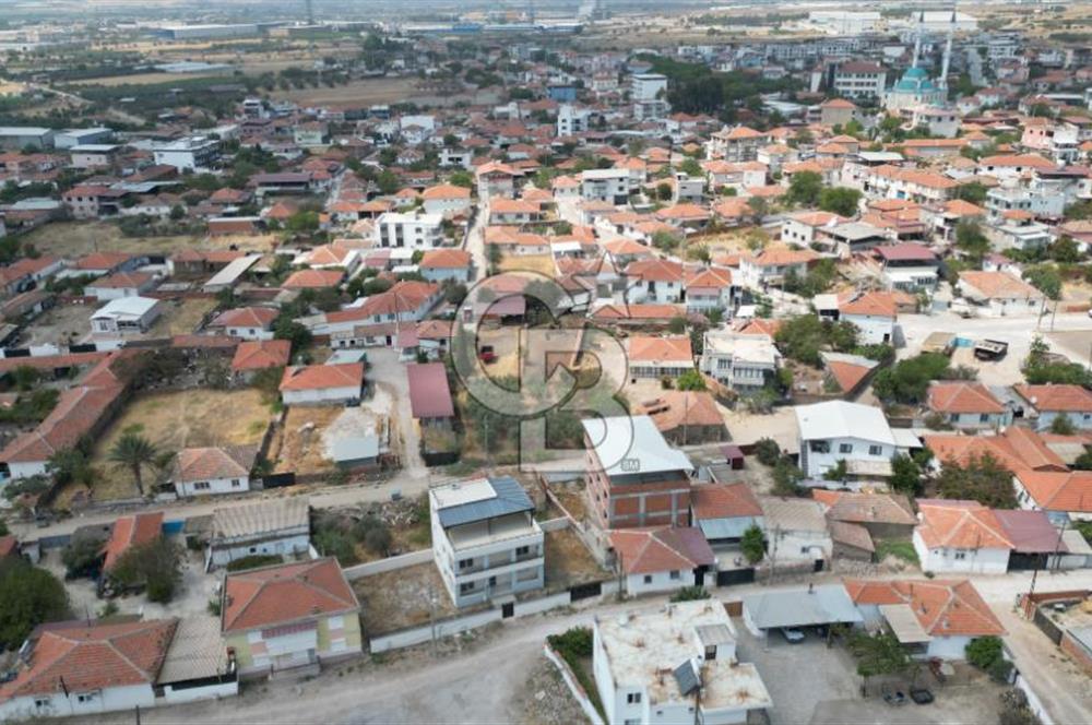 MENEMEN TÜRKELLİ KÖYİÇİ MERKEZDE BÜYÜK PARSEL 627 M2 ARSA