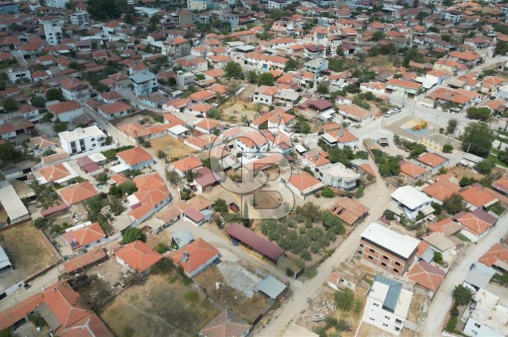 MENEMEN TÜRKELLİ KÖYİÇİ MERKEZDE BÜYÜK PARSEL 627 M2 ARSA