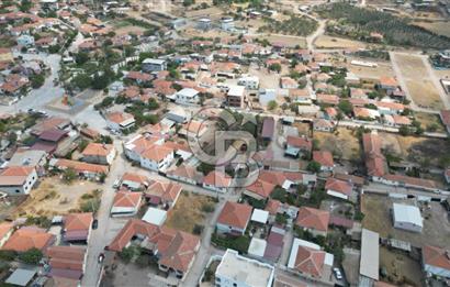 MENEMEN TÜRKELLİ KÖYİÇİ MERKEZDE BÜYÜK PARSEL 627 M2 ARSA