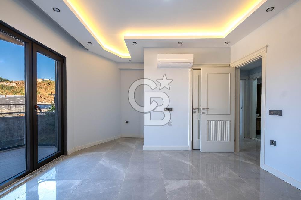 KOCAELİ BAŞİSKELE ASANSÖRLÜ 4+1 ULTRA LÜKS SATILIK DAİRE