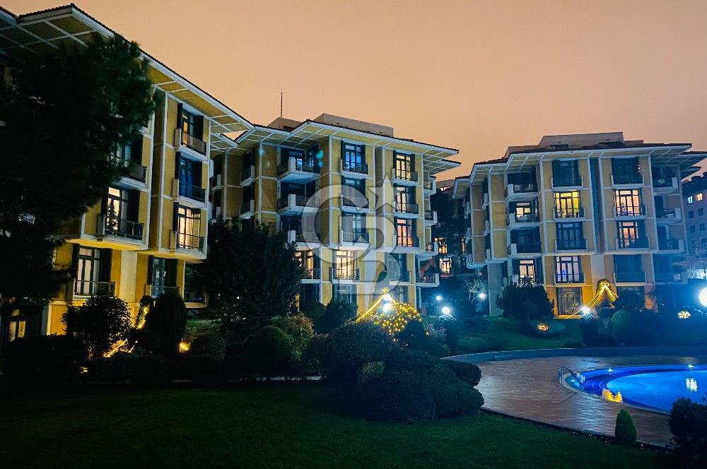 Altunizade MESA KORU EVLERİ 4+1 Satilik