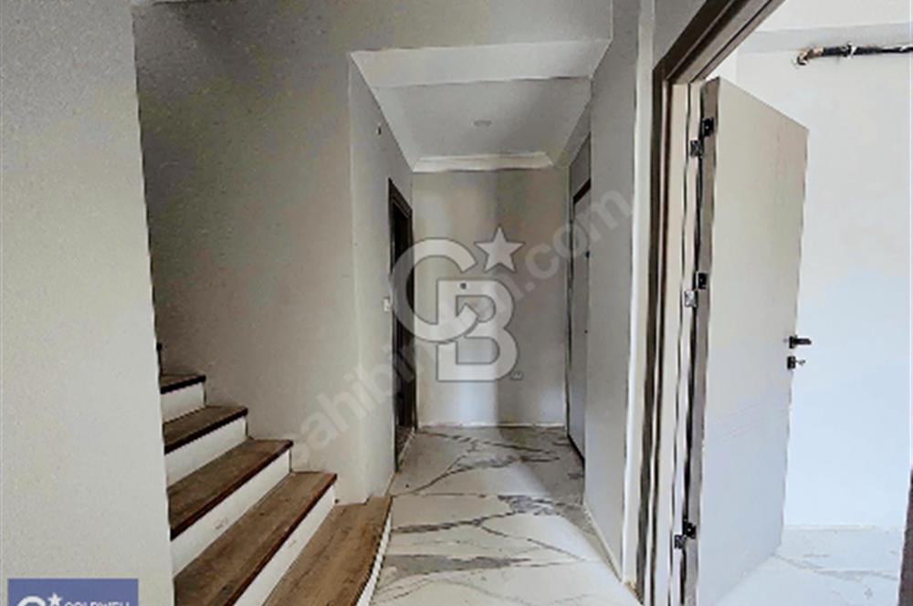 KOCAELİ BAŞİSKELE'DE EBEVEYN BANYOLU 3+1 ÇATI DUBLEKS DAİRE