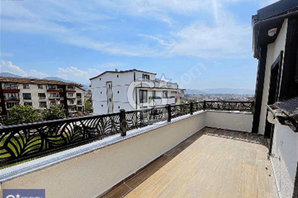 KOCAELİ BAŞİSKELE'DE EBEVEYN BANYOLU 3+1 ÇATI DUBLEKS DAİRE