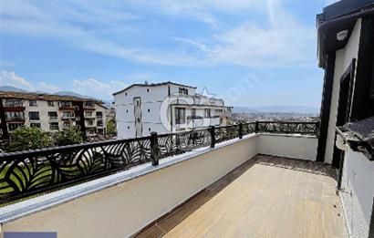 KOCAELİ BAŞİSKELE'DE EBEVEYN BANYOLU 3+1 ÇATI DUBLEKS DAİRE