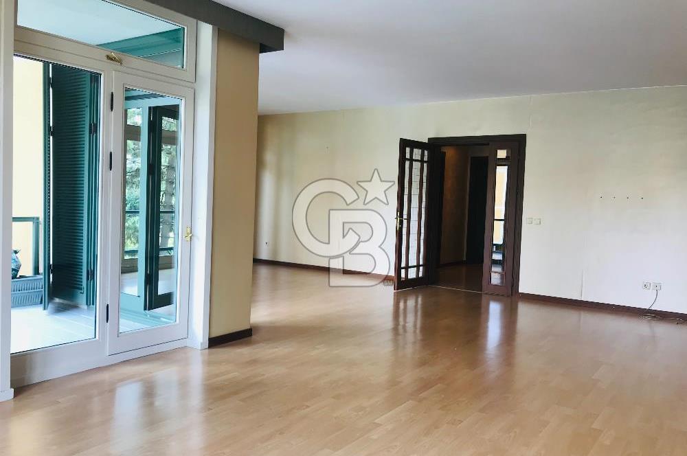 Altunizade MESA KORU EVLERİ 4+1 Satilik