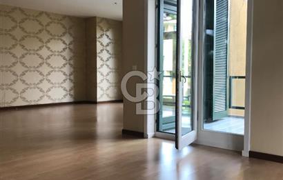 Altunizade MESA KORU EVLERİ 4+1 Satilik
