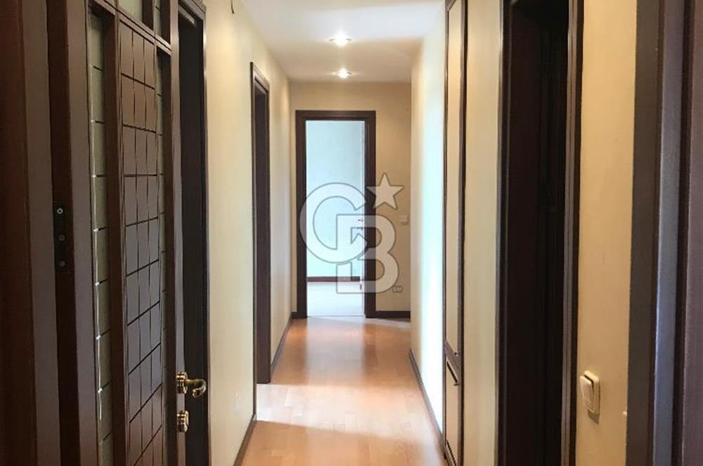 Altunizade MESA KORU EVLERİ 4+1 Satilik