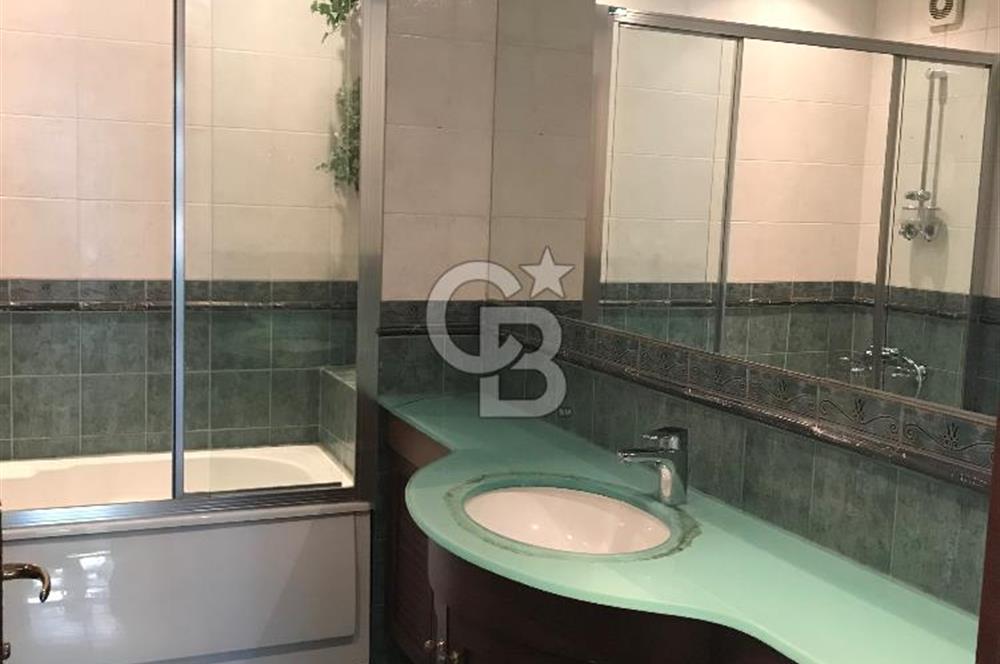 Altunizade MESA KORU EVLERİ 4+1 Satilik