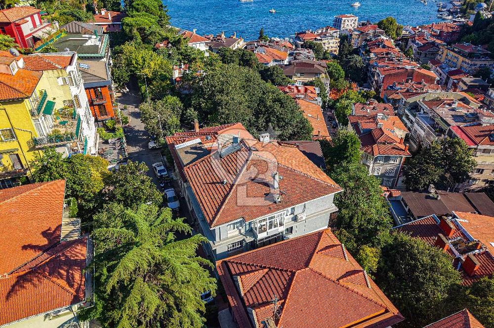 Satılık - Küçükbebek'te Tamamen Yenilenmiş Boğaz Manzaralı 3+1 Daire