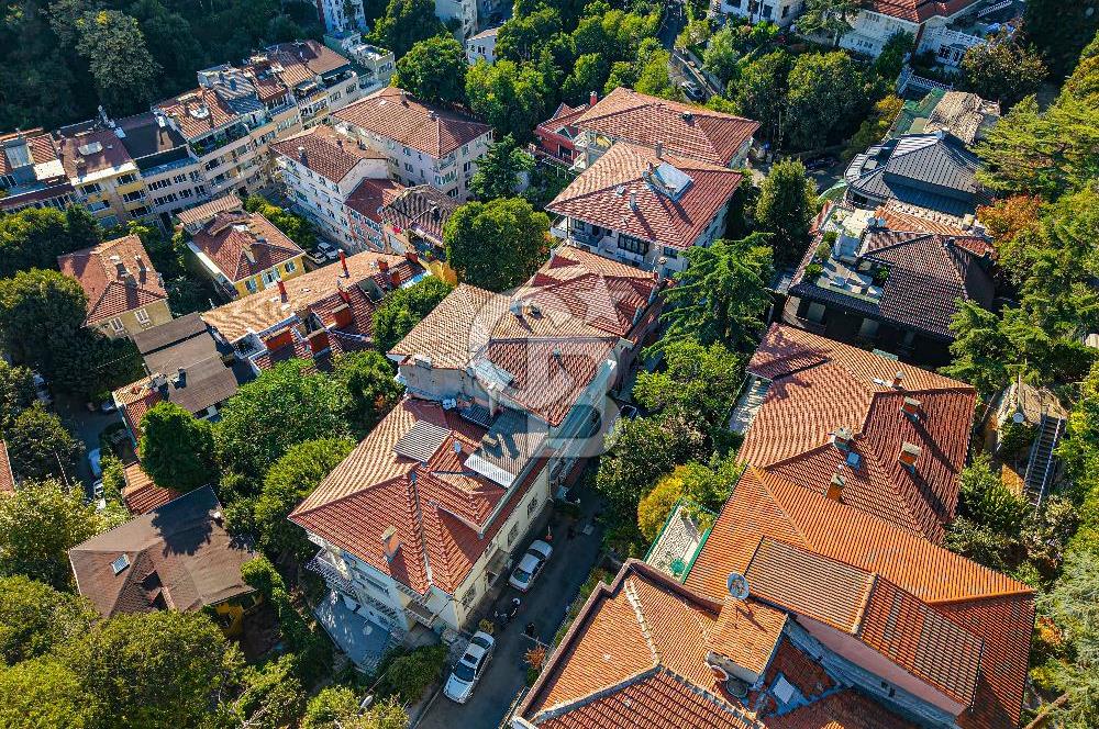 Satılık - Küçükbebek'te Tamamen Yenilenmiş Boğaz Manzaralı 3+1 Daire