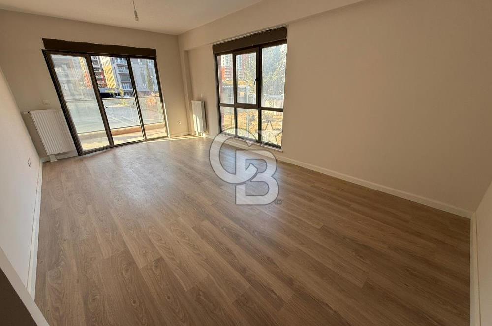 SUR YAPI'DA MANZARALI ''FIRSAT'' SATILIK 3+1 131,5M2 BÜYÜK DAİRE