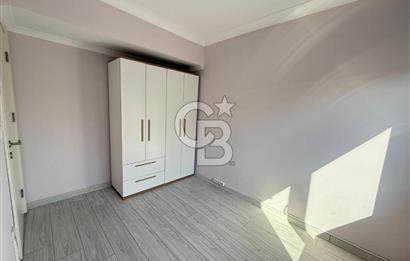 MODA CAFERAĞA'DA YENİ BİNADA DENİZ MANZARALI TERASLI SATILIK 2+1