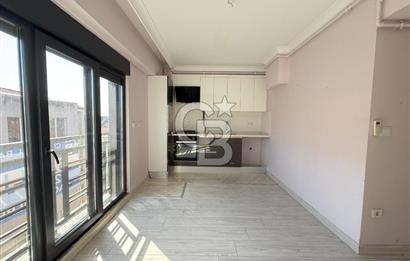 MODA CAFERAĞA'DA YENİ BİNADA DENİZ MANZARALI TERASLI SATILIK 2+1