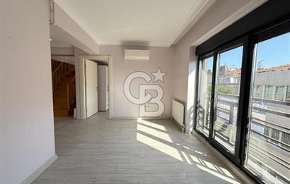 MODA CAFERAĞA'DA YENİ BİNADA DENİZ MANZARALI TERASLI SATILIK 2+1