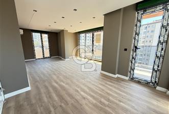 FENERYOLU MÜKEMMEL KONUMDA LÜX 2+1 DAİRE(VATANDAŞLIK İÇİN UYGUN