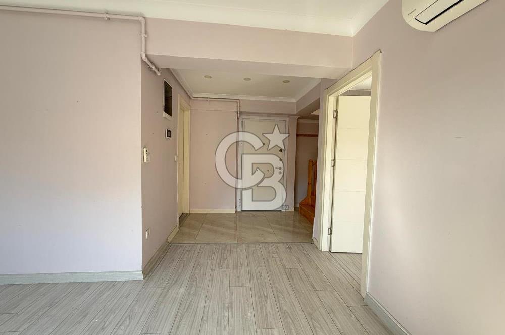 MODA CAFERAĞA'DA YENİ BİNADA DENİZ MANZARALI TERASLI SATILIK 2+1