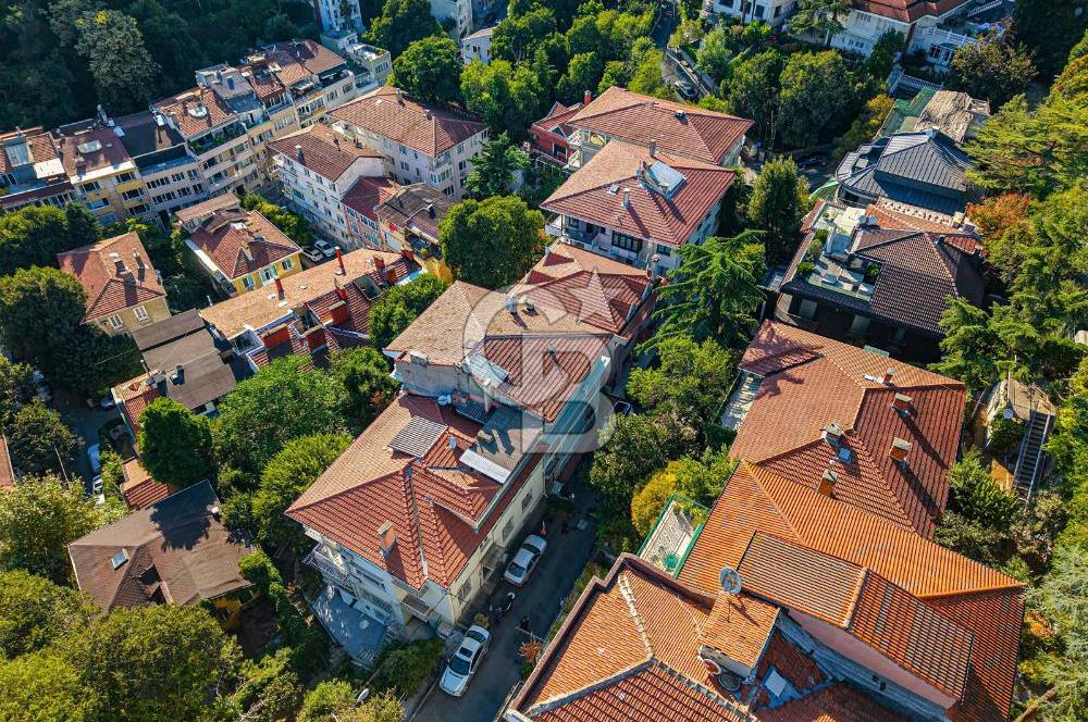 Satılık - Küçükbebek'te Tamamen Yenilenmiş Boğaz Manzaralı 3+1 Daire