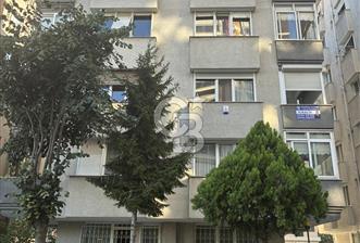 Caddebostan Topağaç Sokak’ta 3+1 Kiralık Daire – Eşyalı veya Eşyasız Seçenekli