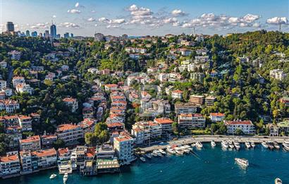 Satılık - Küçükbebek'te Tamamen Yenilenmiş Boğaz Manzaralı 3+1 Daire