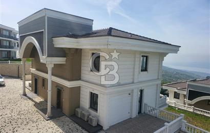 SAPANCA GÖL MANZARALI LÜKS KONAK MODERN MİMARİ
