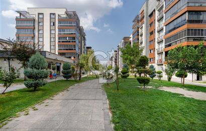 BURSA YILDIRIM MİLLET MAH. NURİPEK REZİDANS'TA SATILIK 3+1 DAİRE