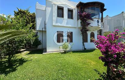 Bodrum Akyarlar Plajlı Sitede Satılık Müstakil Villa