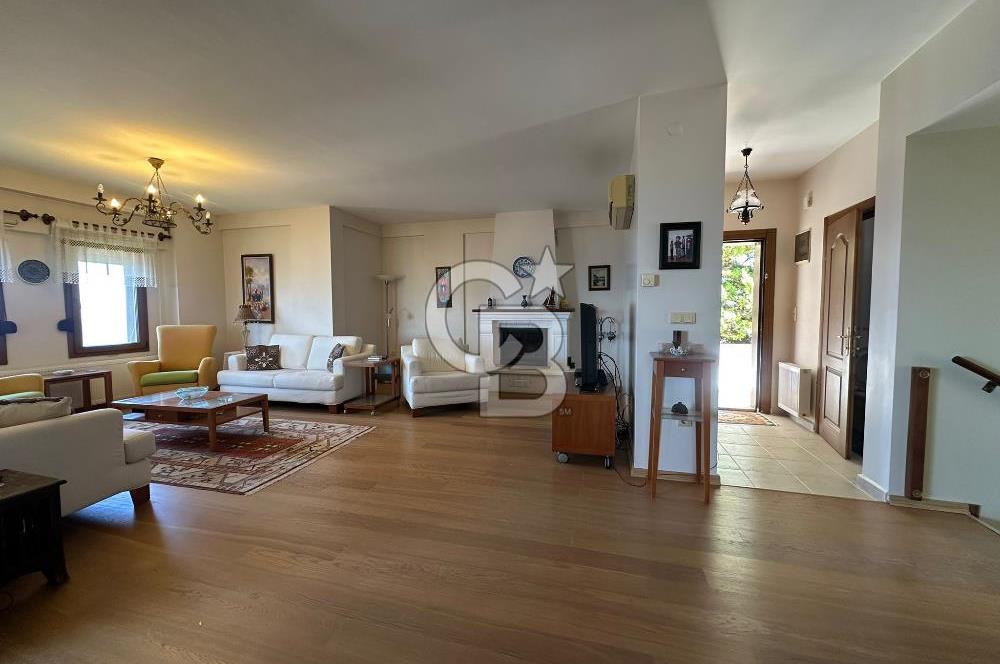 Bodrum Akyarlar Plajlı Sitede Satılık Müstakil Villa