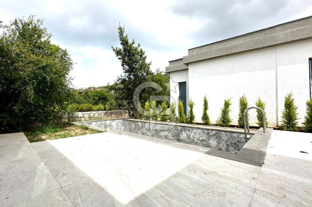 Bodrum Gündoğan Merkezde Tek Katlı Satılık Villa