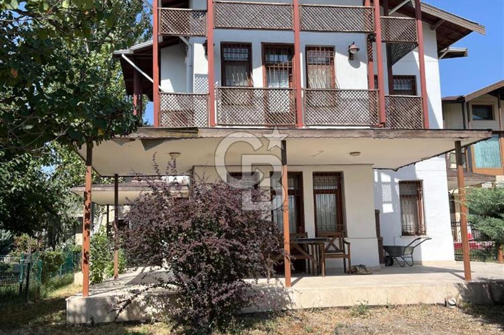 CB VİZYON SITKI ŞİMŞEK'TEN DOKTORLAR SİTESİNDE SATILIK VİLLA