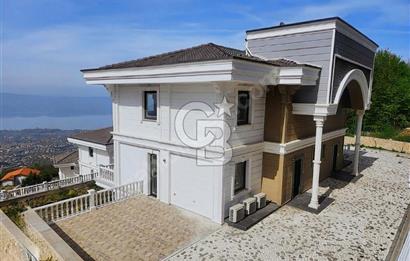 SAPANCA GÖL MANZARALI LÜKS KONAK MODERN MİMARİ