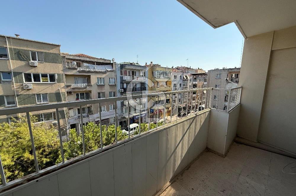 İzmir Bornova'da Üniversite yakını Satılık Daire