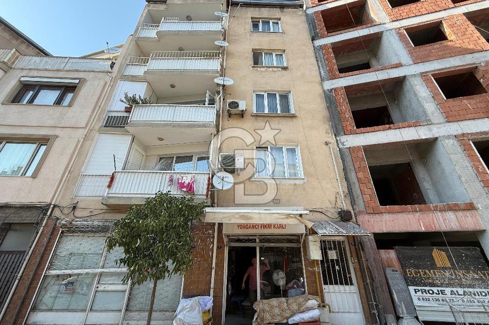 İzmir Bornova'da Üniversite yakını Satılık Daire