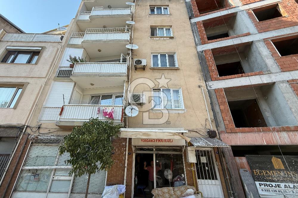 İzmir Bornova'da Üniversite yakını Satılık Daire