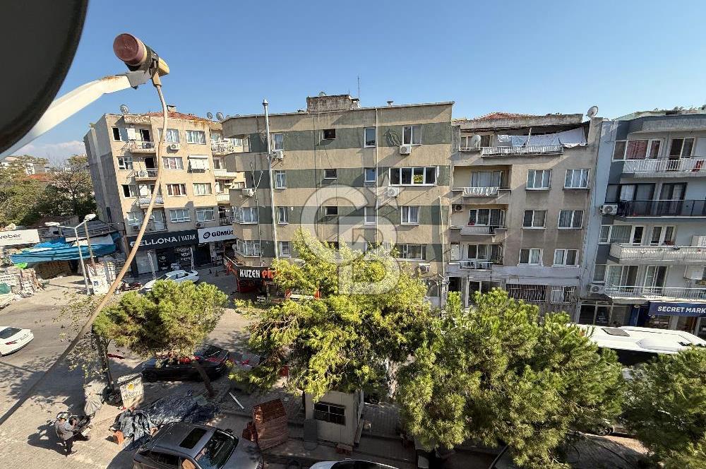 İzmir Bornova'da Üniversite yakını Satılık Daire