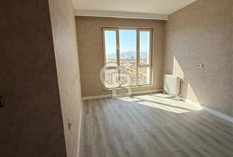 GAMADOR BULVAR 24.KAT ORMAN CEPHE 2,5 +1 SATILIK LÜX DAİRE