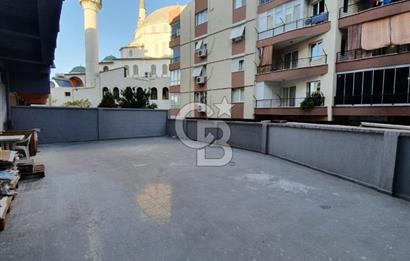 GAZİEMİR MEYDAN'DA KİRALIK DÜKKAN.