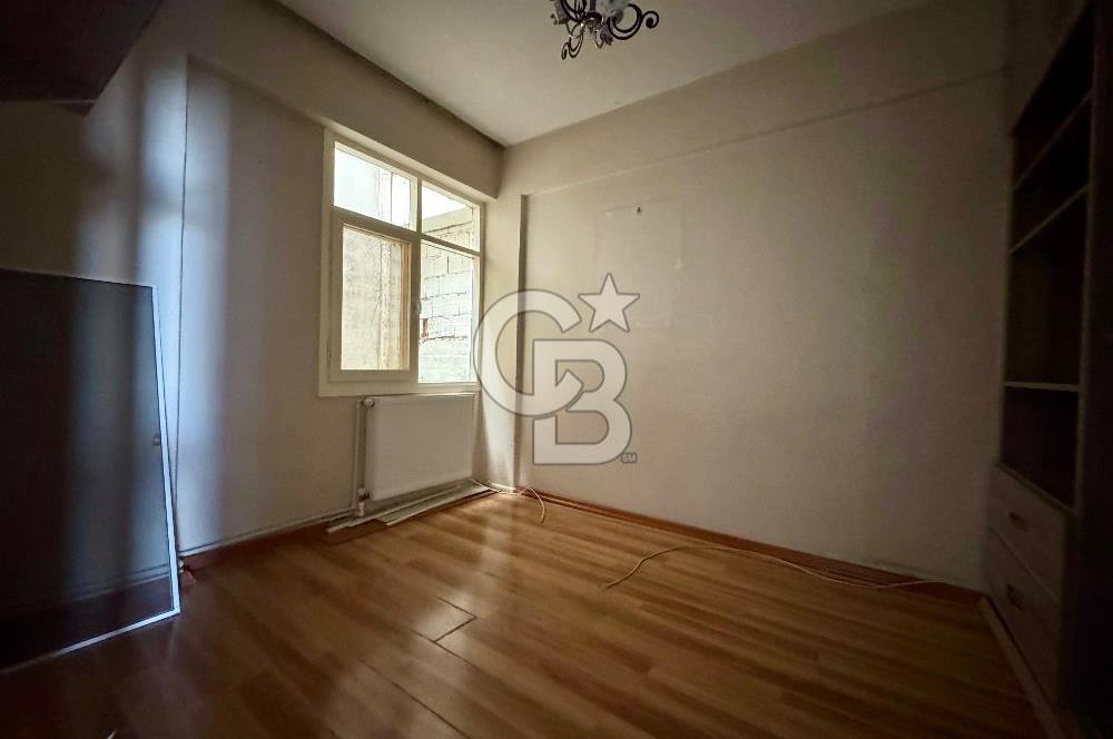 Poligonda Merkezi Konumlu Doğalgazlı Satılık 3+1 Daire 