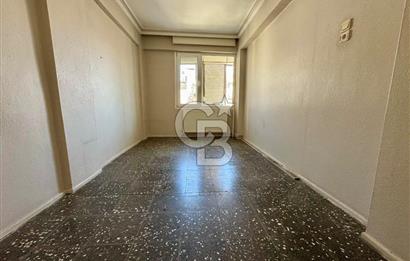Poligonda Merkezi Konumlu Doğalgazlı Satılık 3+1 Daire 