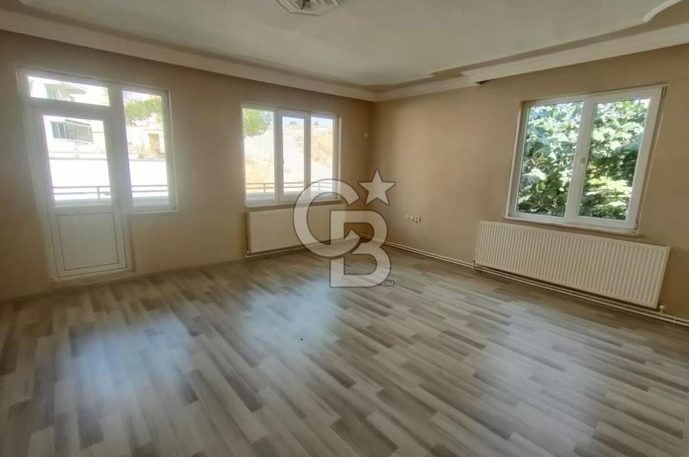 CB KiNG'DEN TOYGAR MAHALLESİNDE ARAKAT 2+1 KİRALIK DAİRE