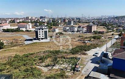 HADIMKÖY'DE 260 M² TEPE KONUMDA, KANAL MANZARALI İMARLI ARSA