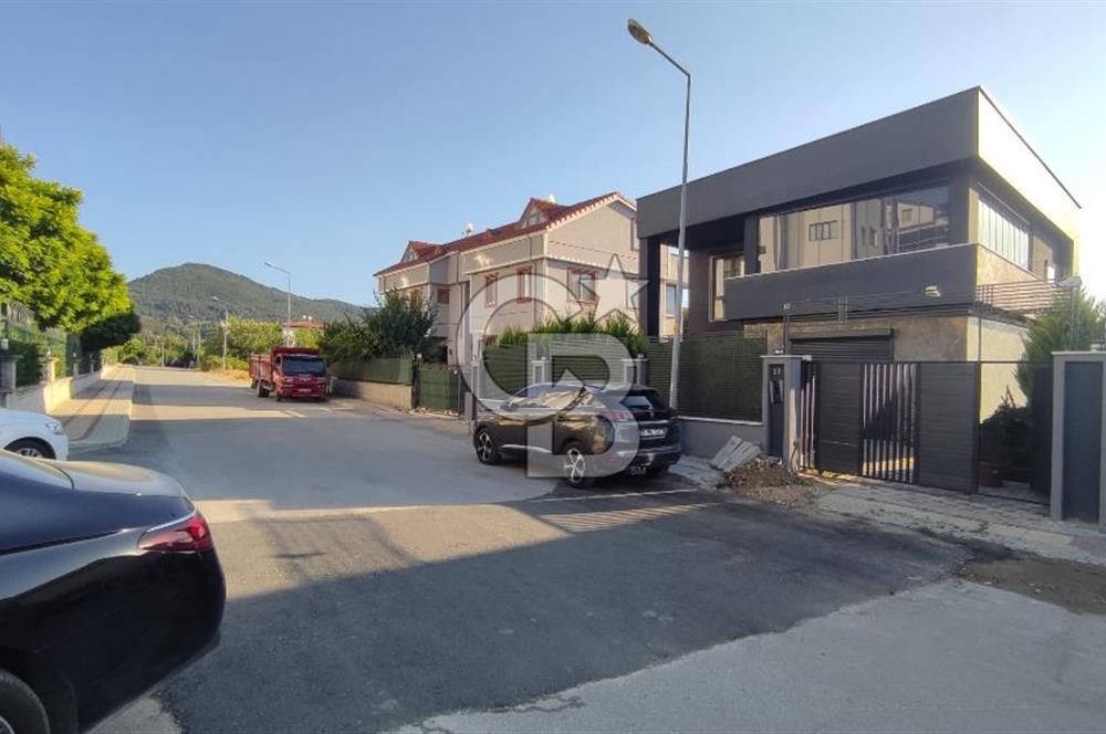 NİLÜFER / DEMİRCİ'DE SATILIK 3 YAŞINDA FIRSAT VİLLA
