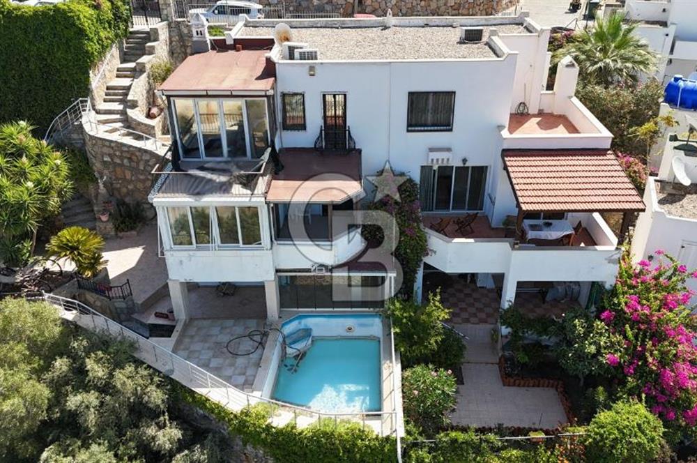 Bodrum Umurçada Eşsiz Manzaralı Satılık Villa