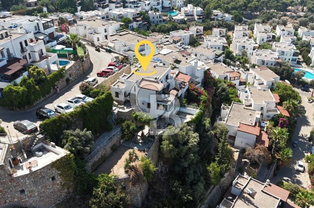 Bodrum Umurçada Eşsiz Manzaralı Satılık Villa
