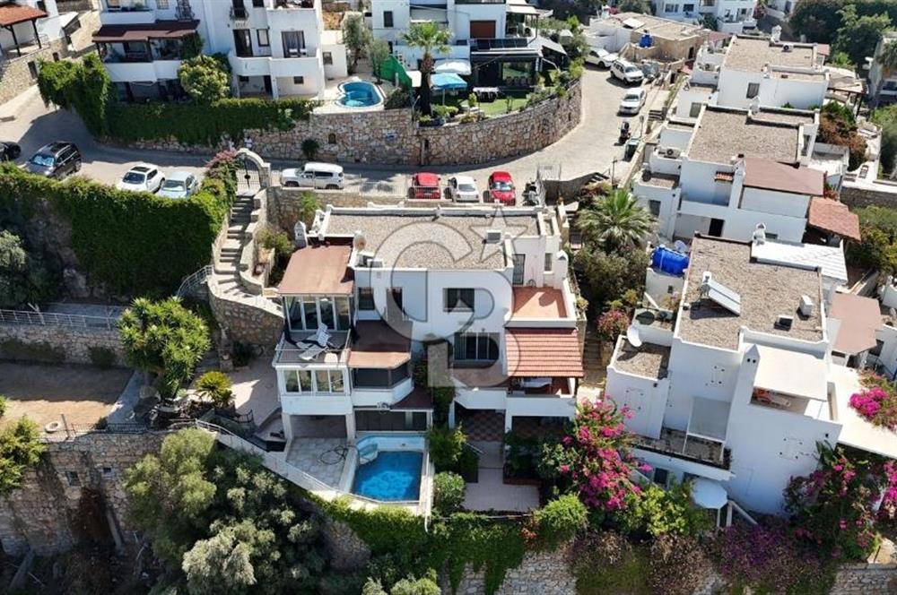 Bodrum Umurçada Eşsiz Manzaralı Satılık Villa