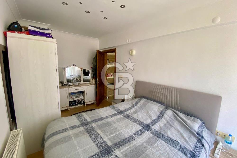Bornova Erzenede Merkezi Konumlu Ara Kat Geniş 2+1  Daire 